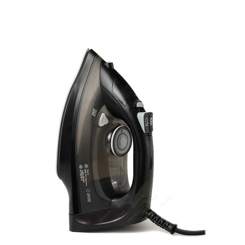 Fer à repasser vapeur 1800 watts avec système anti-calcaire et anti-goutte, conçu pour une utilisation intensive en hôtellerie.